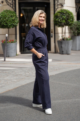 Model wears a size S. She is a size 10 and 165cm tall.