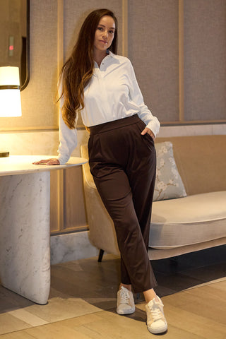 Model wears a S. She is a size 10 and is 175cm tall