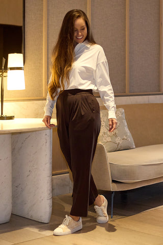 Model wears a S. She is a size 10 and is 175cm tall