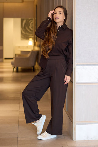 Model wears a S. She is a size 10 and is 175cm tall
