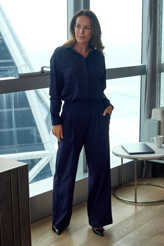 Model wears a S. She is a size 10 and is 170cm tall