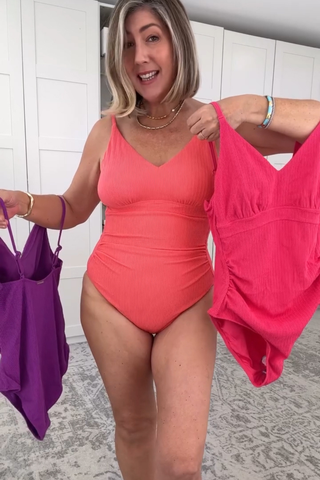 Natalie Angel from @letmetrybeforeyoubuy