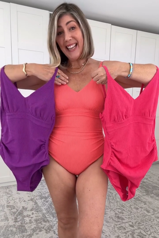 Natalie Angel from @letmetrybeforeyoubuy