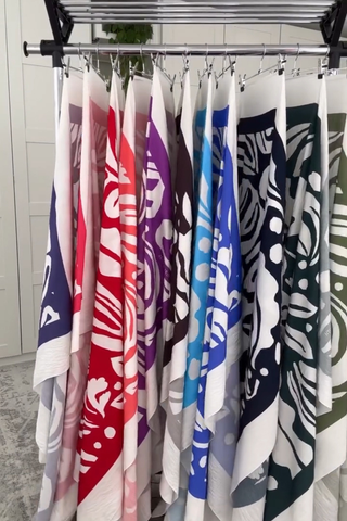 Natalie Angel from @letmetrybeforeyoubuy