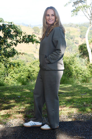 Model wears a size S. She is a size 10 and 169cm tall.
