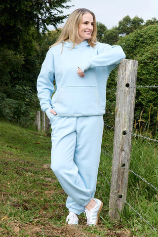 Model wears a size S. She is a size 10 and 169cm tall.