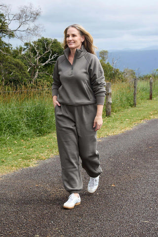 Model wears a size S. She is a size 10 and 169cm tall.