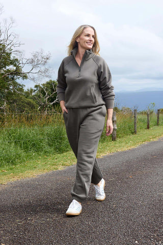 Model wears a size S. She is a size 10 and 169cm tall.