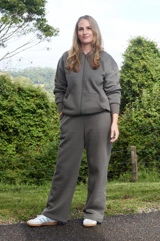 Model wears a size S. She is a size 10 and 169cm tall.