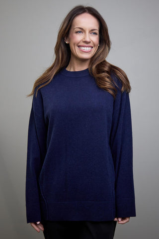 Model wears a S. She is a size 10 and is 170cm tall