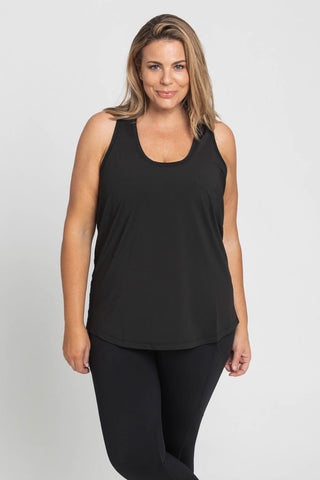 Model wears a XL. She is size 16 and is 181cm tall.
