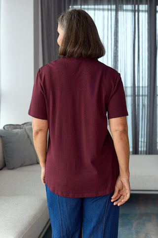 Model wears a S. She is a size 10/12 and is 170cm tall