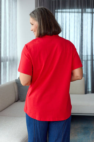 Model wears a S. She is a size 10/12 and is 170cm tall