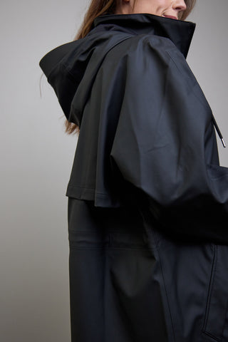 Model wears a S. She is a size 10 and is 170cm tall