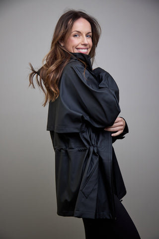 Model wears a S. She is a size 10 and is 170cm tall