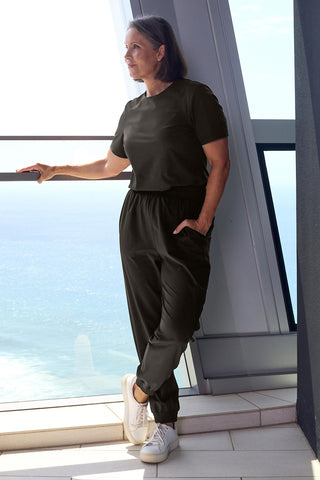 Model wears a S. She is a size 10/12 and is 170cm tall