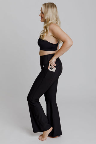 Model wears a size M. She is size 12 and 172cm tall.