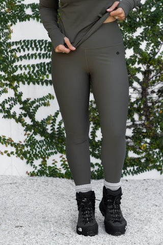 Model wears a S. She is a size 10/12 and is 170cm tall