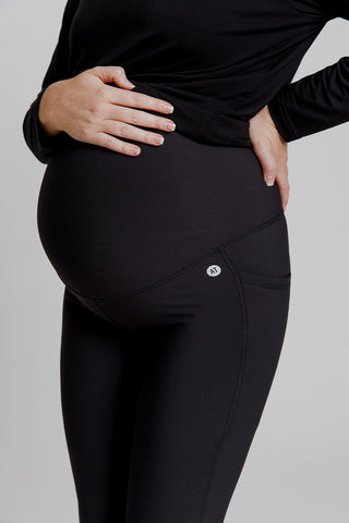 Model wears a size M. She is size 12 and 172cm tall.