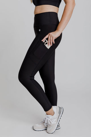 Model wears a size M. She is size 12 and 172cm tall.