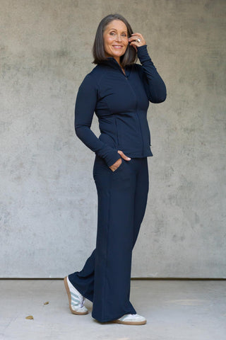 Model wears a S. She is a size 10/12 and is 170cm tall