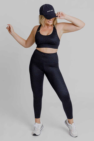 Model wears a size M. She is size 12 and 172cm tall.