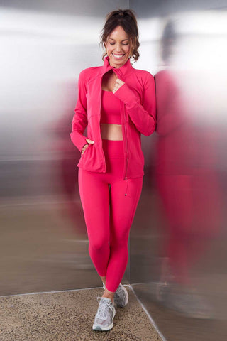Model wears a S. She is a size 10 and is 170cm tall