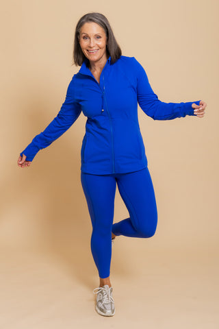 Model wears a S. She is a size 10/12 and is 170cm tall