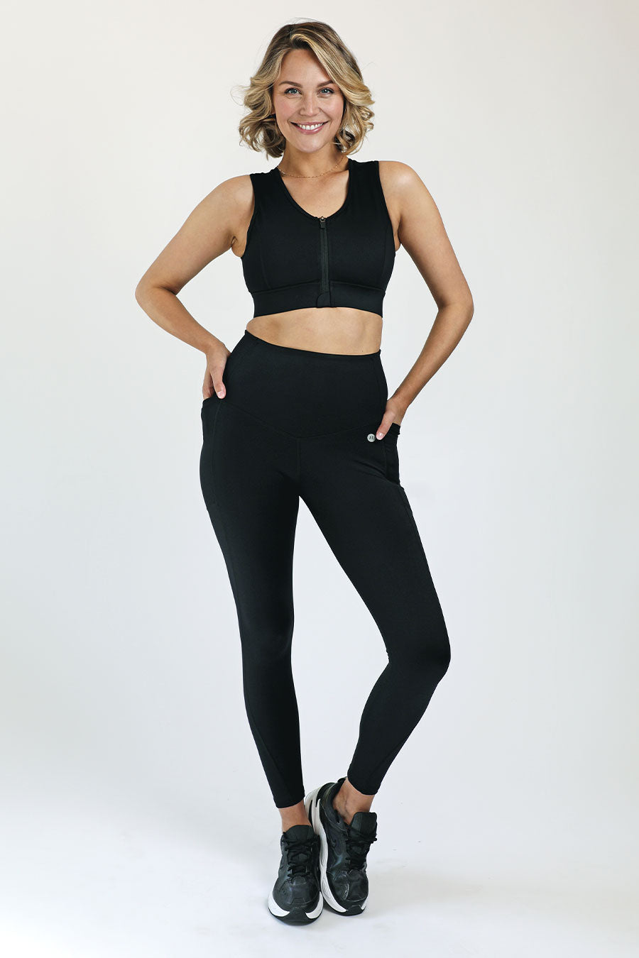 What Should You Wear Under Leggings? +5 Best Underwear Options