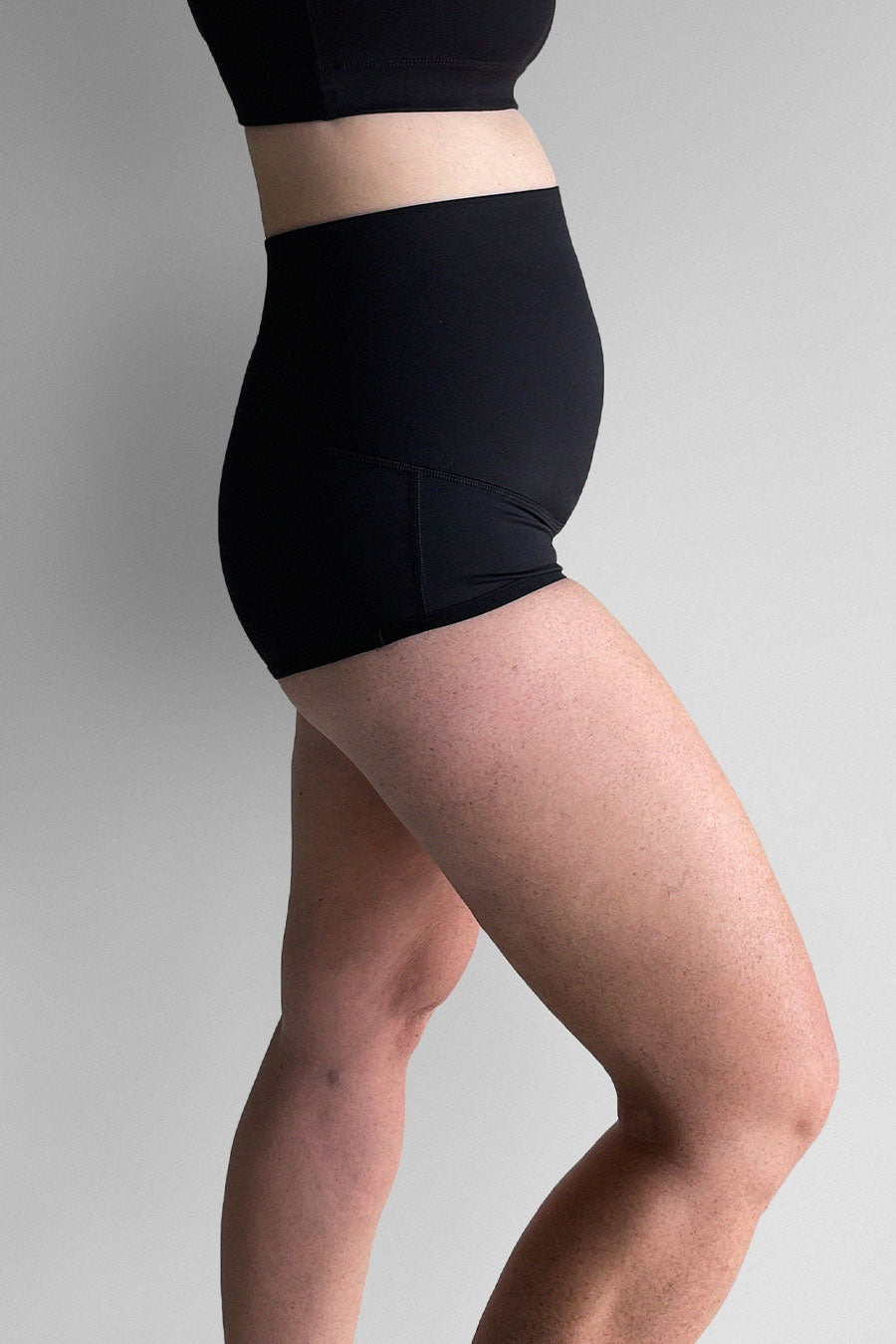 Tights for Women with Endometriosis