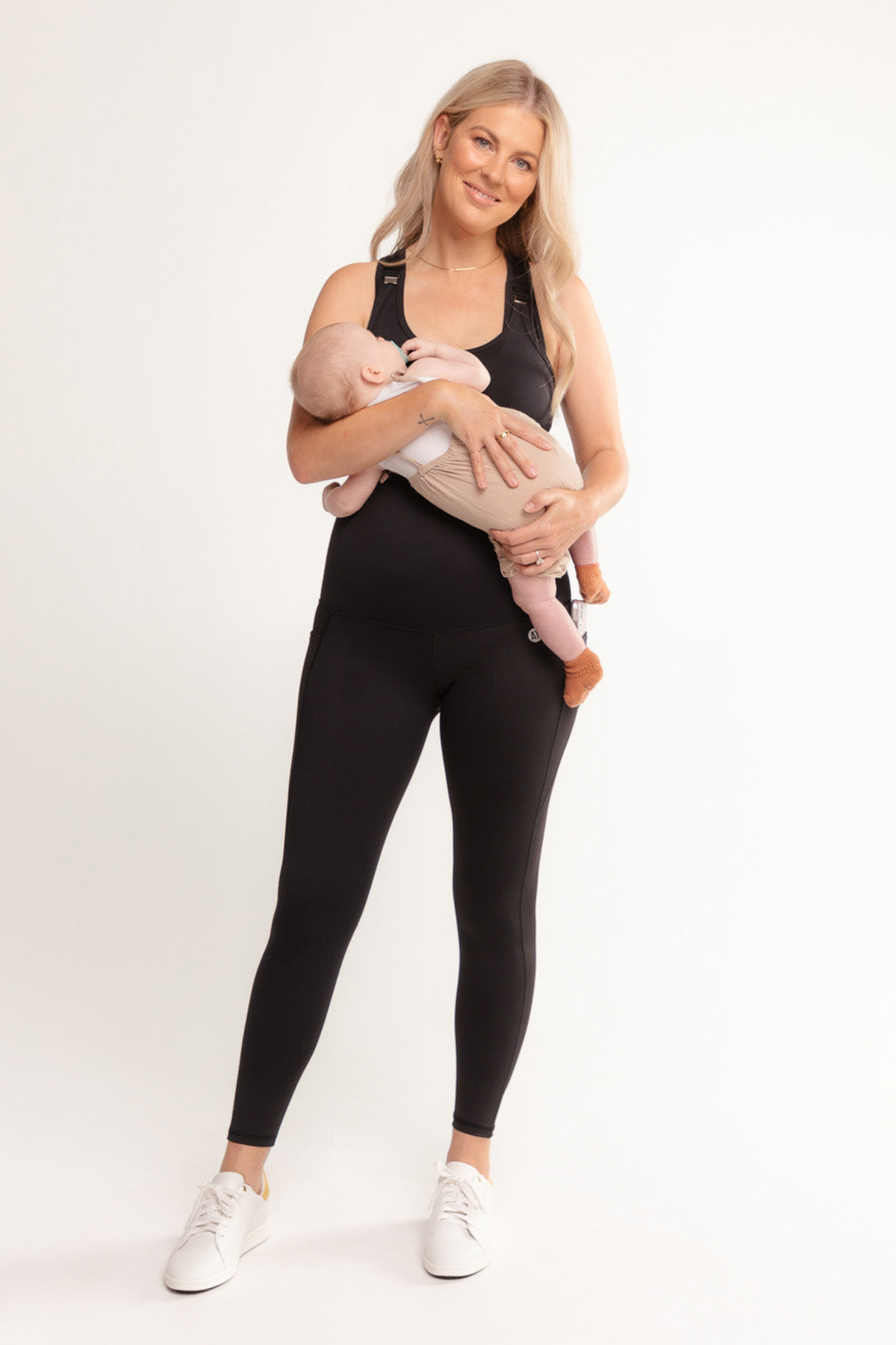 postnatal-recovery-pocket-tights-full-length-black-medium-front